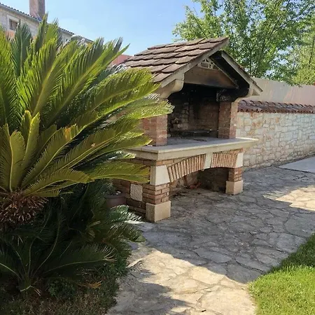 Lamija Comfortable Holiday
