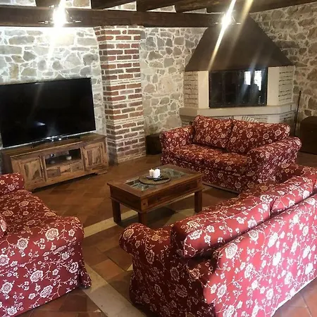 Lamija Comfortable Holiday Villa Porec